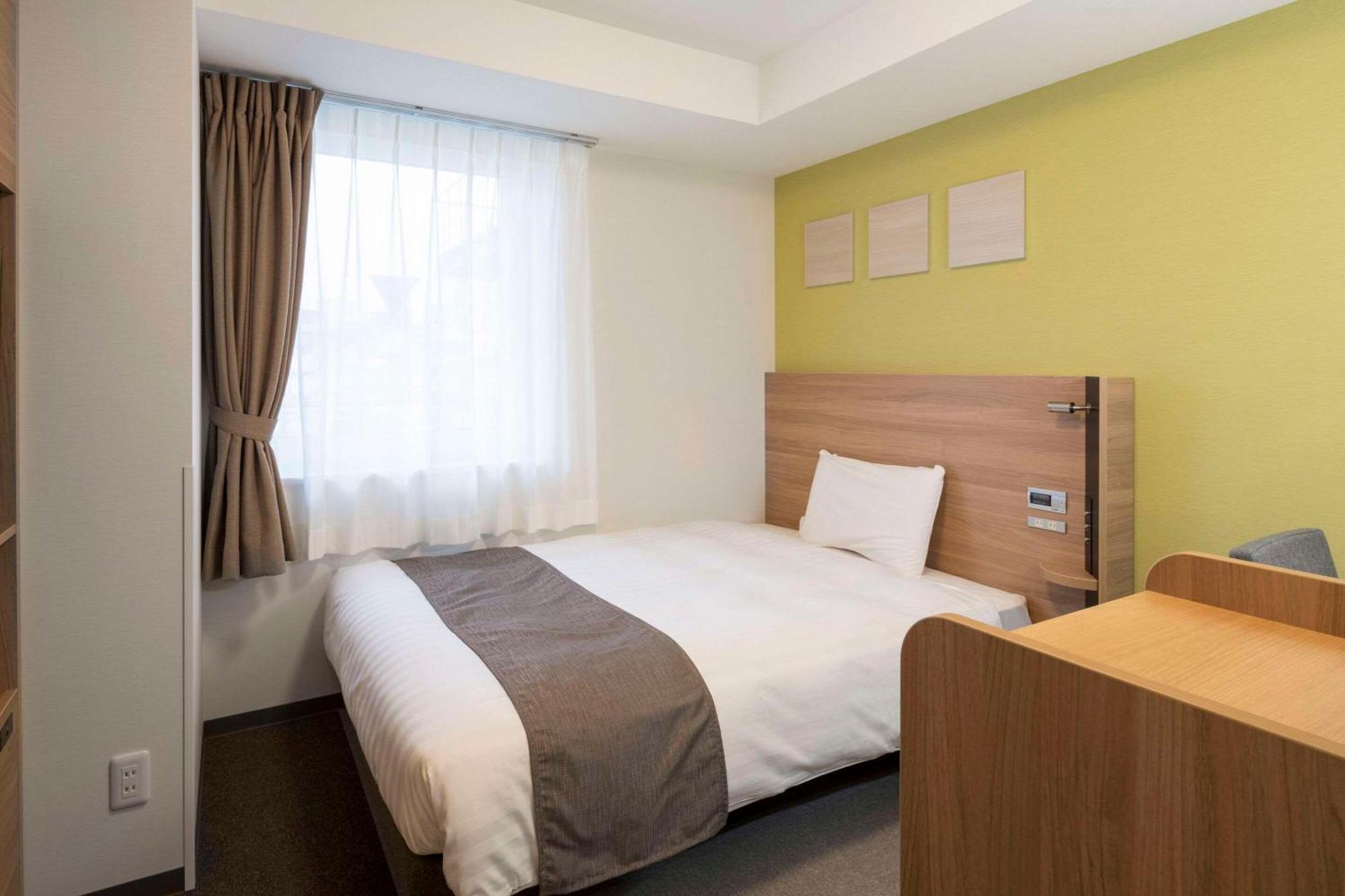 Comfort Hotel Тоёхаси Экстерьер фото